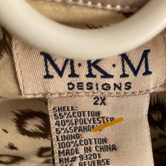 Plus Size Jacket - Picture 3 of 5